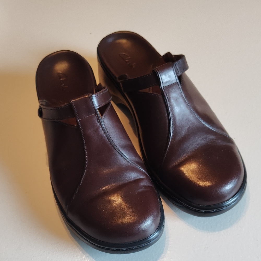 Clarks Brown Leather Mules Classic Comfort